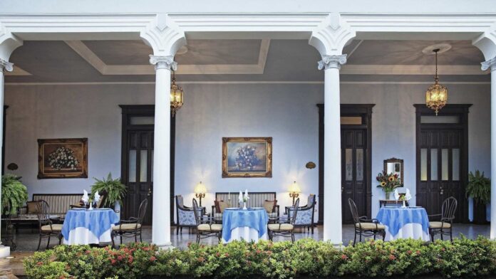 MFI-Casa Azul Hotel Monumento Historico - terrace with dining tables at one of the best 5-star hotels in Merida