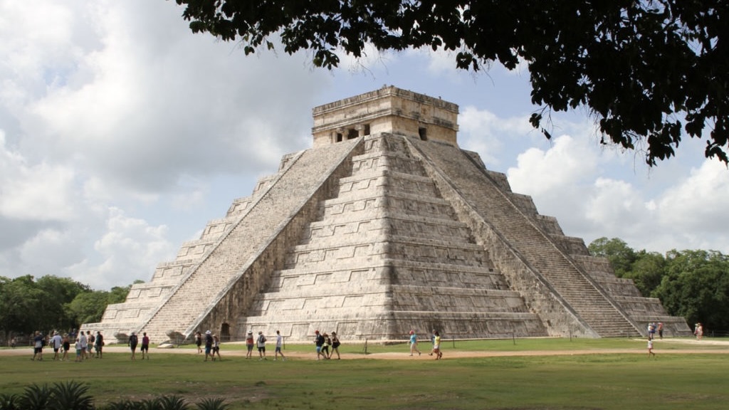 The pyramid of Kukulkan at Chichén Itzá represents the 365 day Mayan Haab calendar by way of its 364 steps, 91 on each side plus the temple atop. Photo: Carlos Rosado van der Gracht best day trips from Merida